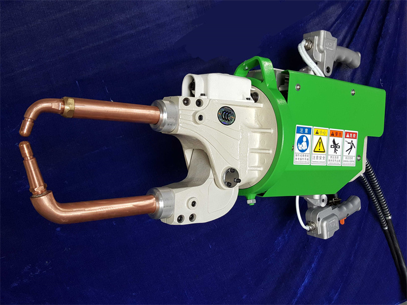 一体式悬挂点焊机