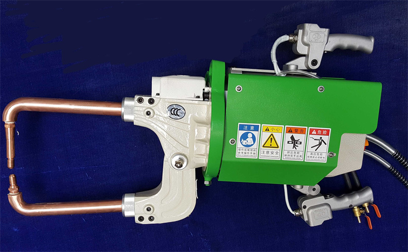 一体式悬挂点焊机